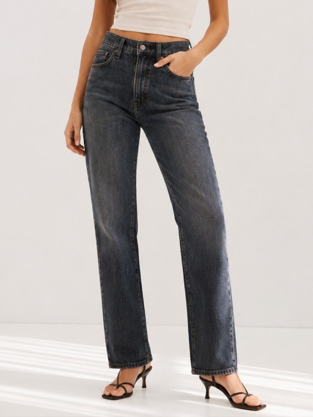 Veronica Beard DylanBalck Wash Jeans Straight Leg high-rise Designer Minimalist